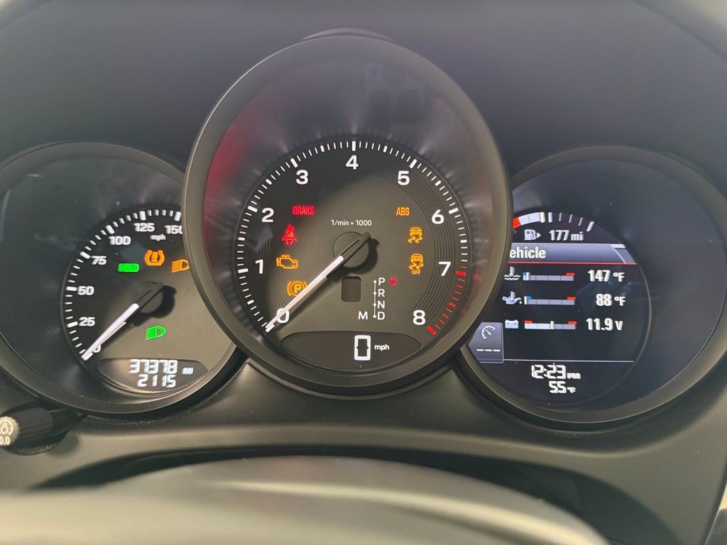 Certified 2022 Porsche Macan image 24