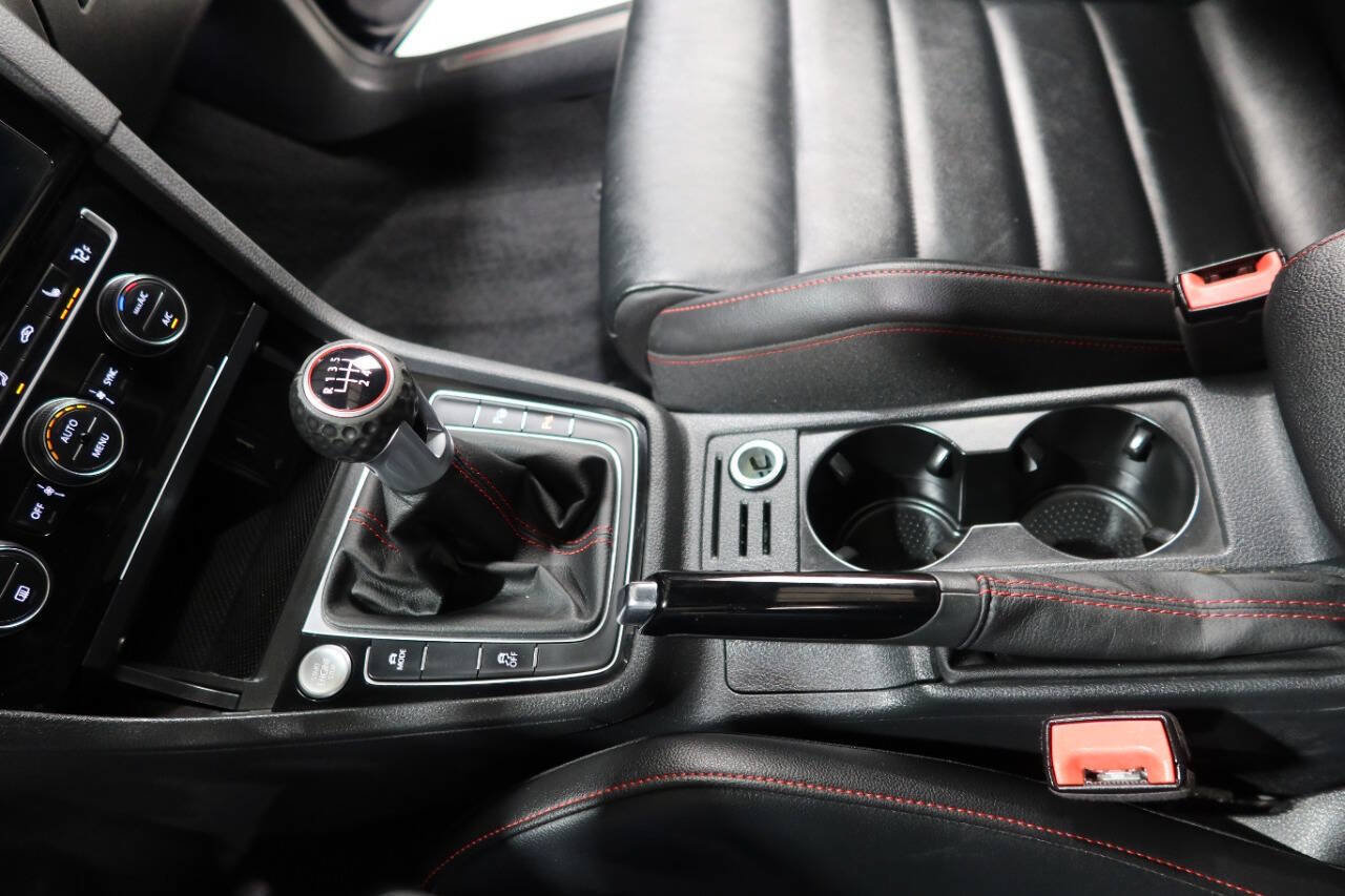 Used 2019 Volkswagen GTI Autobahn FWD image 24