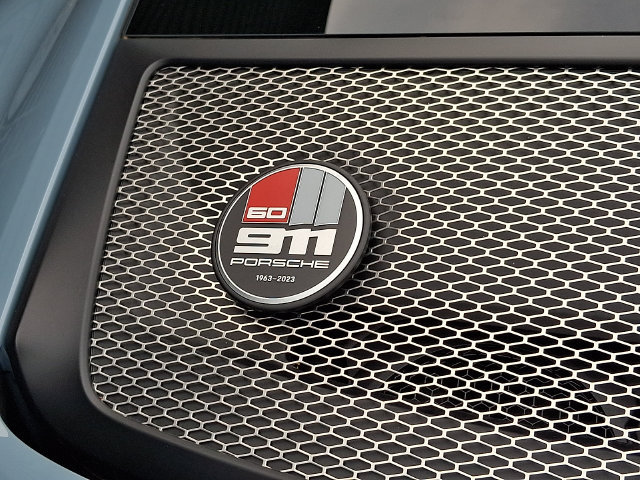 Certified 2024 Porsche 911 GT3 RS RWD image 32