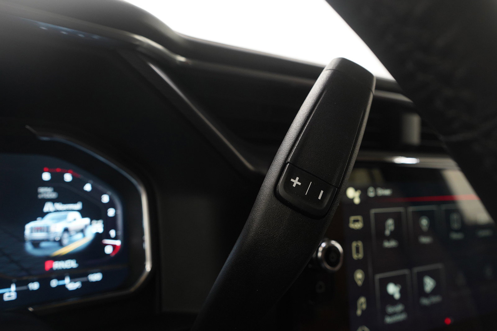 Used 2024 GMC Sierra 3500 Denali Ultimate image 25