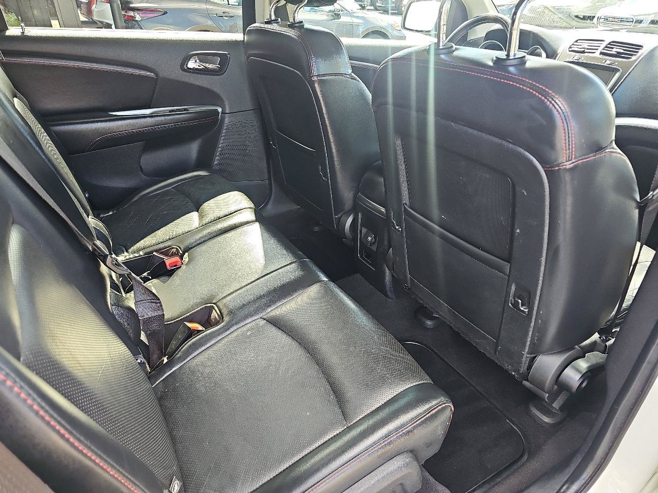 Used 2018 Dodge Journey GT w/ Blacktop Package FWD image 17