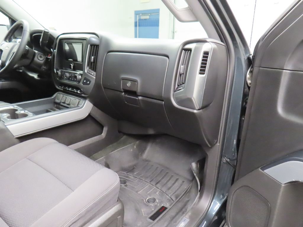 Used 2018 Chevrolet Silverado 1500 LT w/ All Star Edition image 23