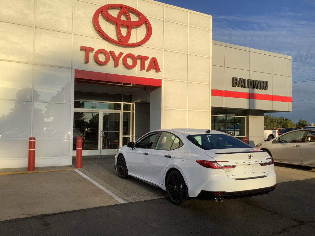 New 2026 Toyota Camry Hybrid image 5