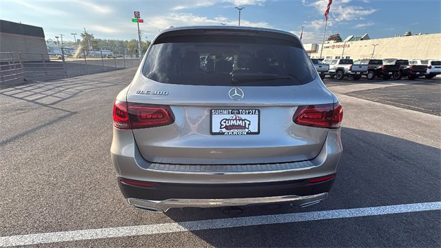 Used 2022 Mercedes-Benz GLC 300 image 4