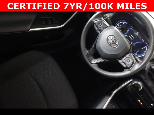 Used 2025 Toyota RAV4 XLE image 18