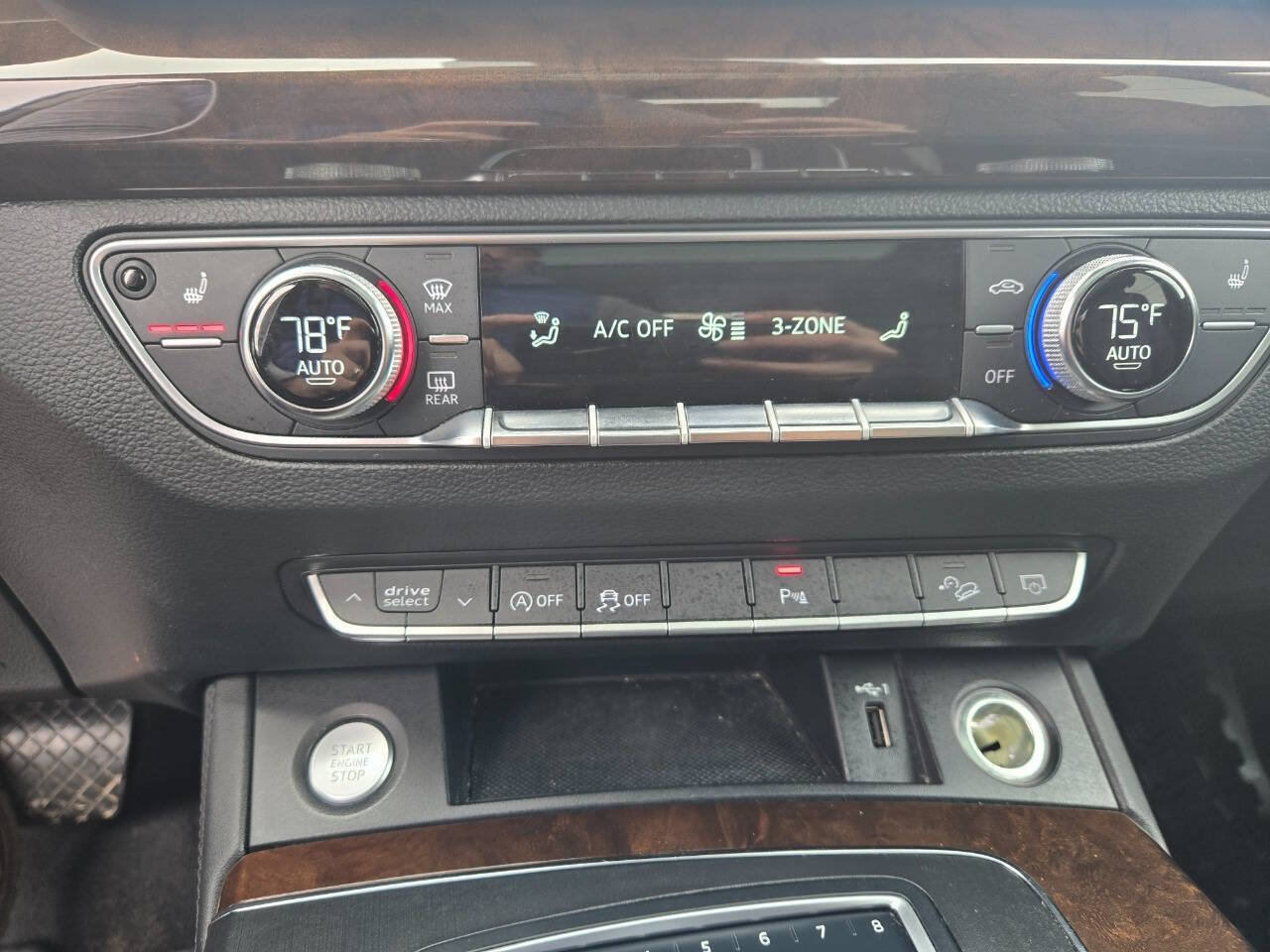 Used 2019 Audi Q5 2.0T Premium Plus w/ Premium Plus Package AWD/4WD image 18