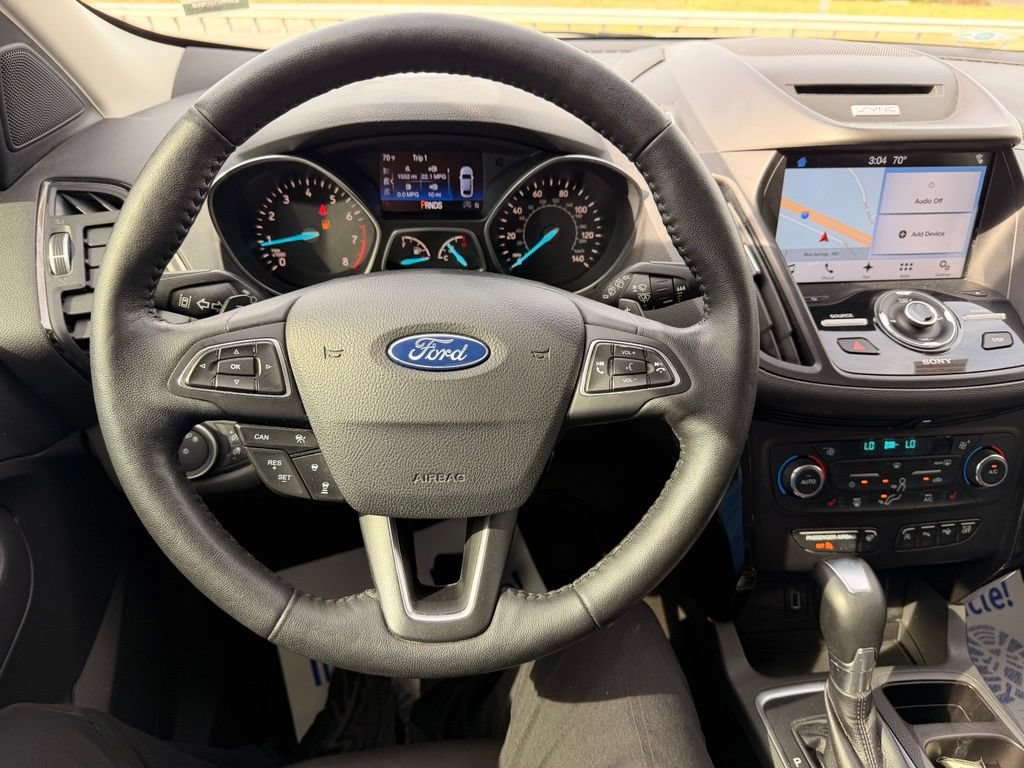 Used 2017 Ford Escape Titanium w/ Equipment Group 301A AWD/4WD image 17