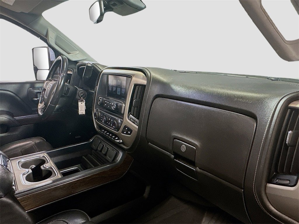 Used 2019 GMC Sierra 3500 Denali w/ Duramax Plus Package image 29
