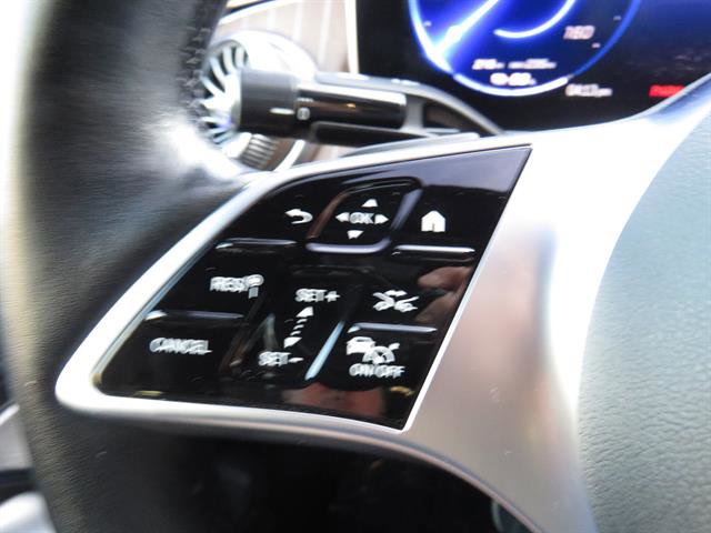Used 2023 Mercedes-Benz EQE 350+ 4MATIC Sedan w/ Exclusive Trim Package image 10