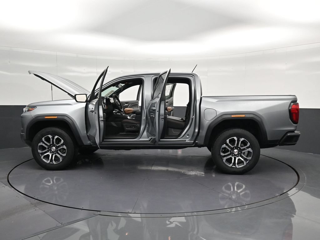 Used 2023 GMC Canyon AT4 w/ Canyon Safety Plus Package AWD/4WD image 41