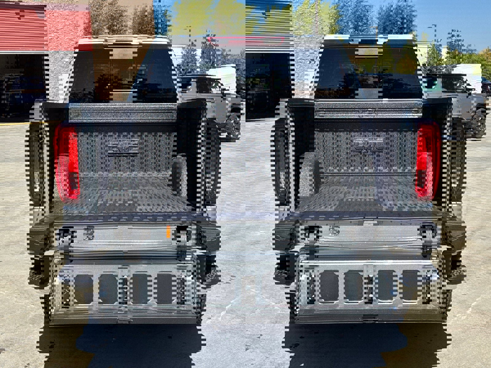 New 2026 GMC Sierra 1500 SLT w/ SLT Premium Plus Package image 9