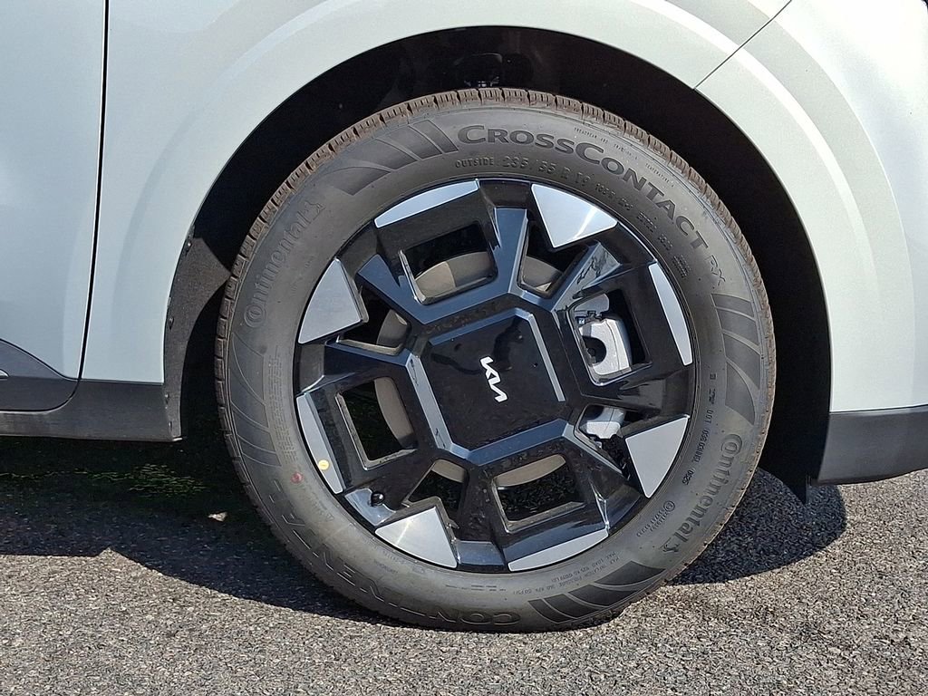 New 2026 Kia Carnival EX image 8