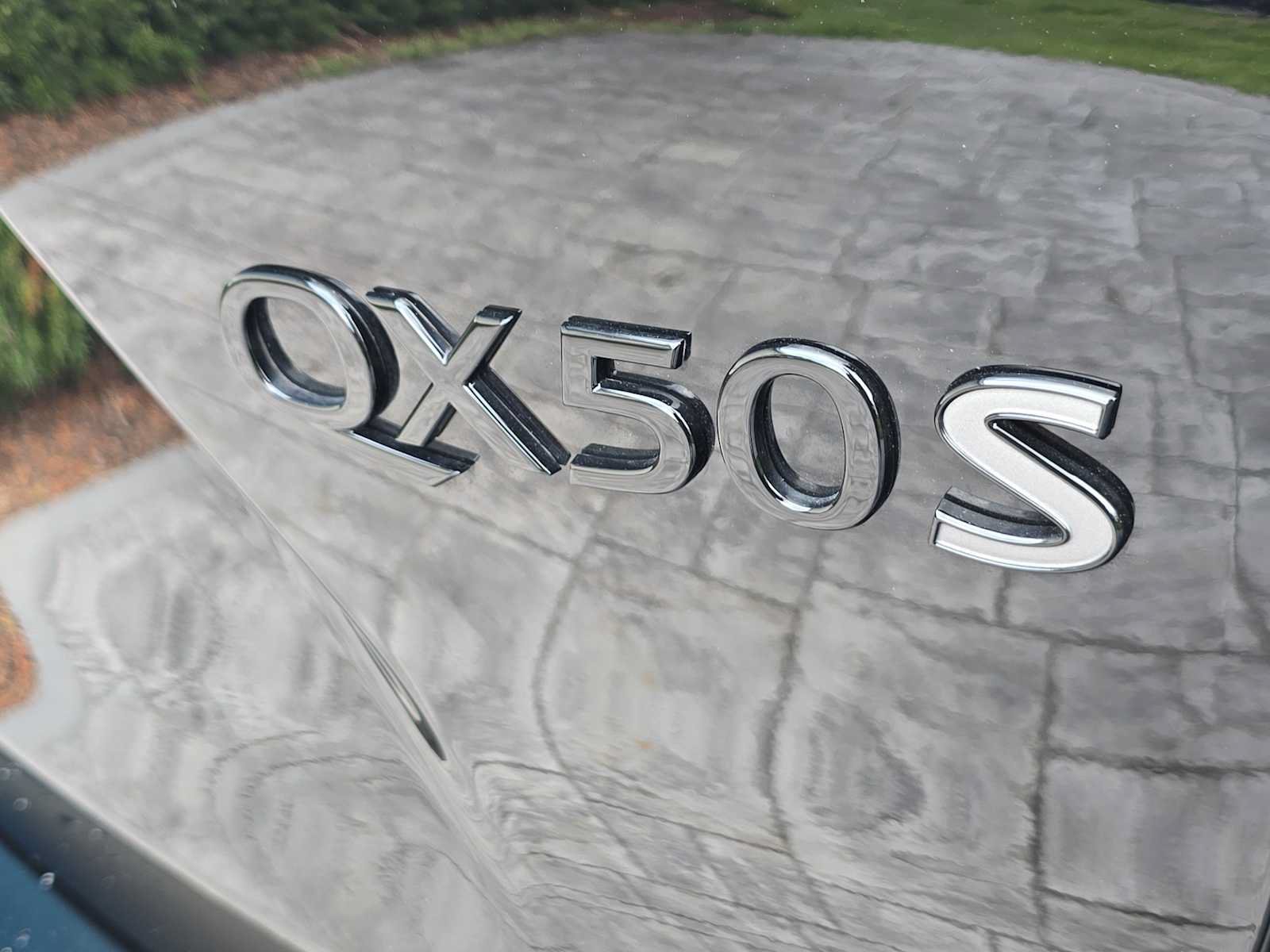 Used 2023 INFINITI QX50 Sport FWD image 6