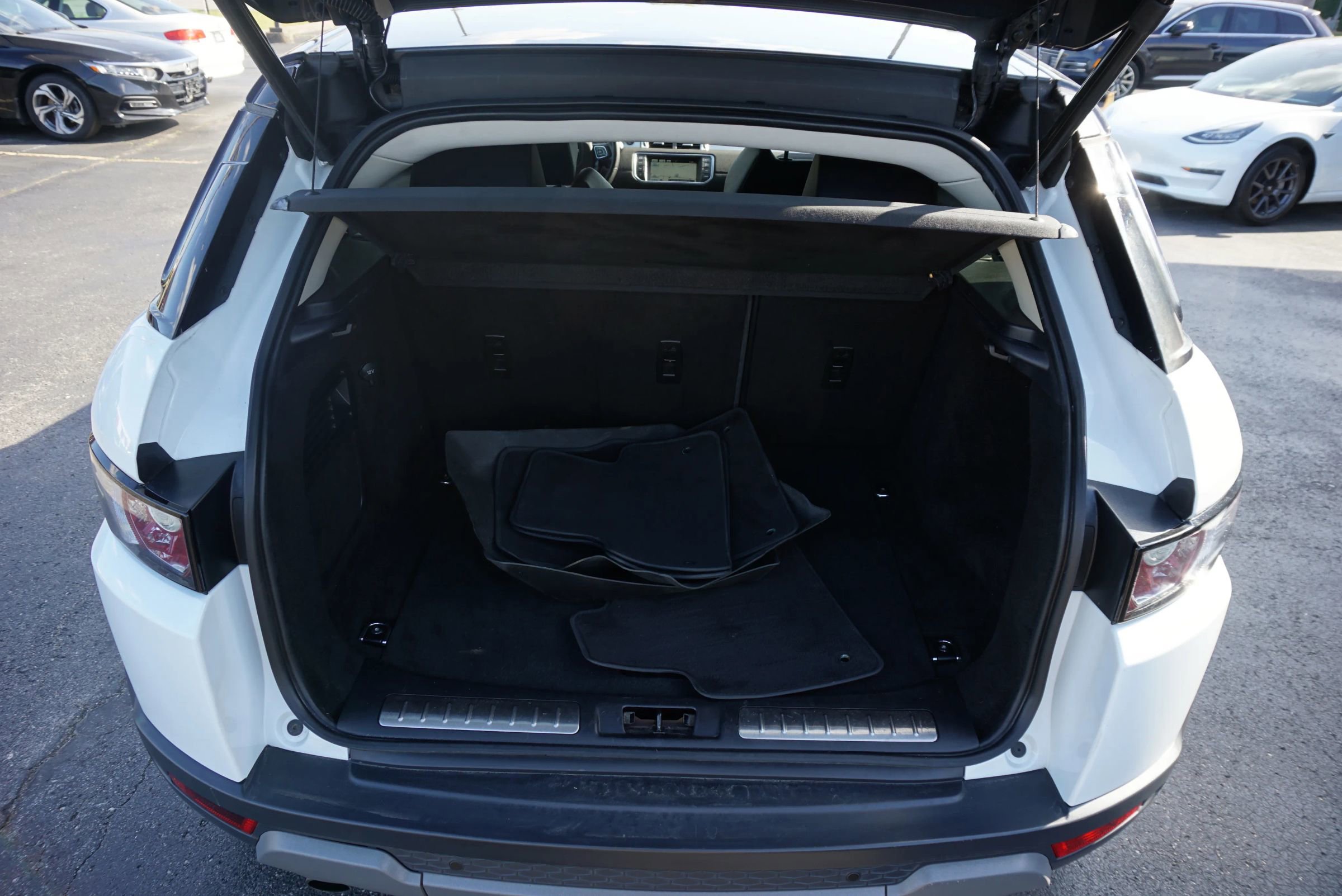 Used 2015 Land Rover Range Rover Evoque Pure Plus AWD/4WD image 21