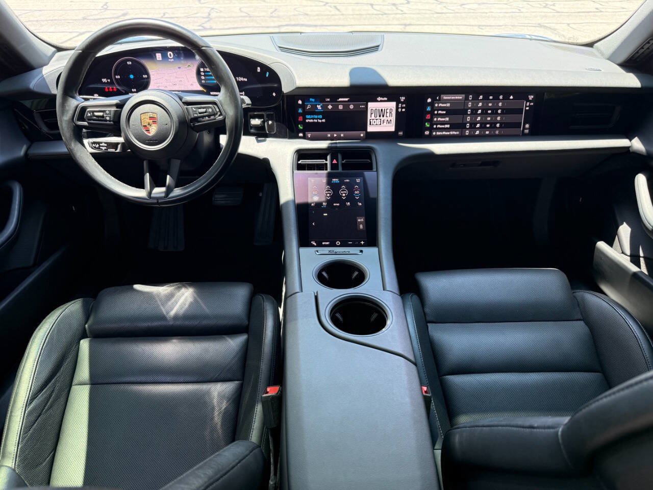 Used 2022 Porsche Taycan RWD image 28
