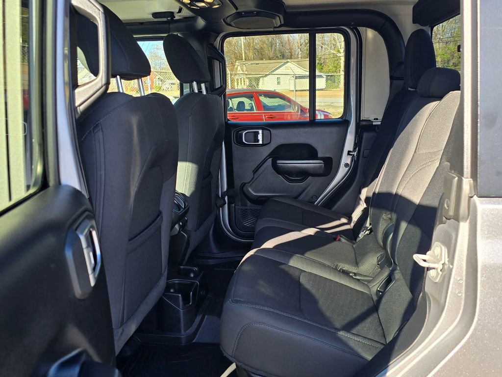 Used 2020 Jeep Gladiator Sport w/ Quick Order Package 24S image 10