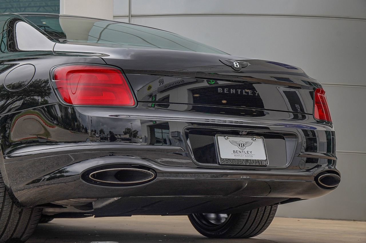 New 2026 Bentley Flying Spur Plug-In Hybrid image 17