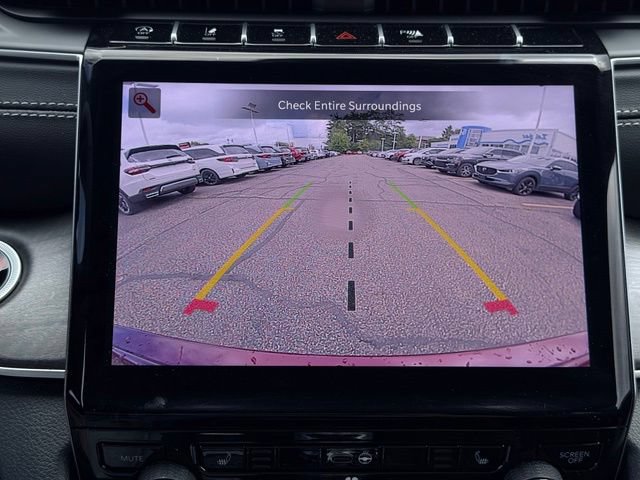 Used 2025 Jeep Grand Cherokee Limited AWD/4WD image 39