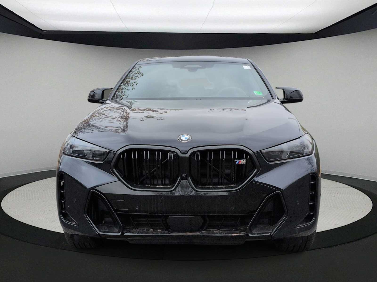 Used 2026 BMW X6 M60i AWD/4WD image 3