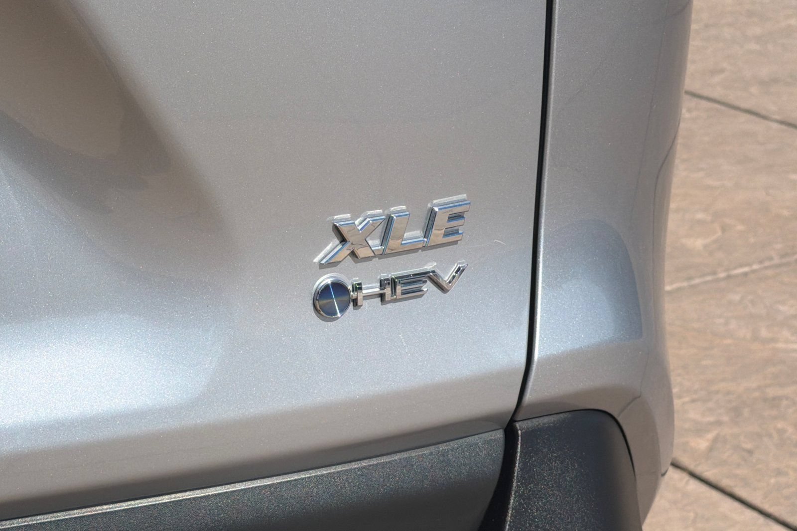 Used 2025 Toyota RAV4 XLE AWD/4WD image 33