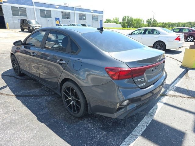Used 2023 Kia Forte LX FWD image 3