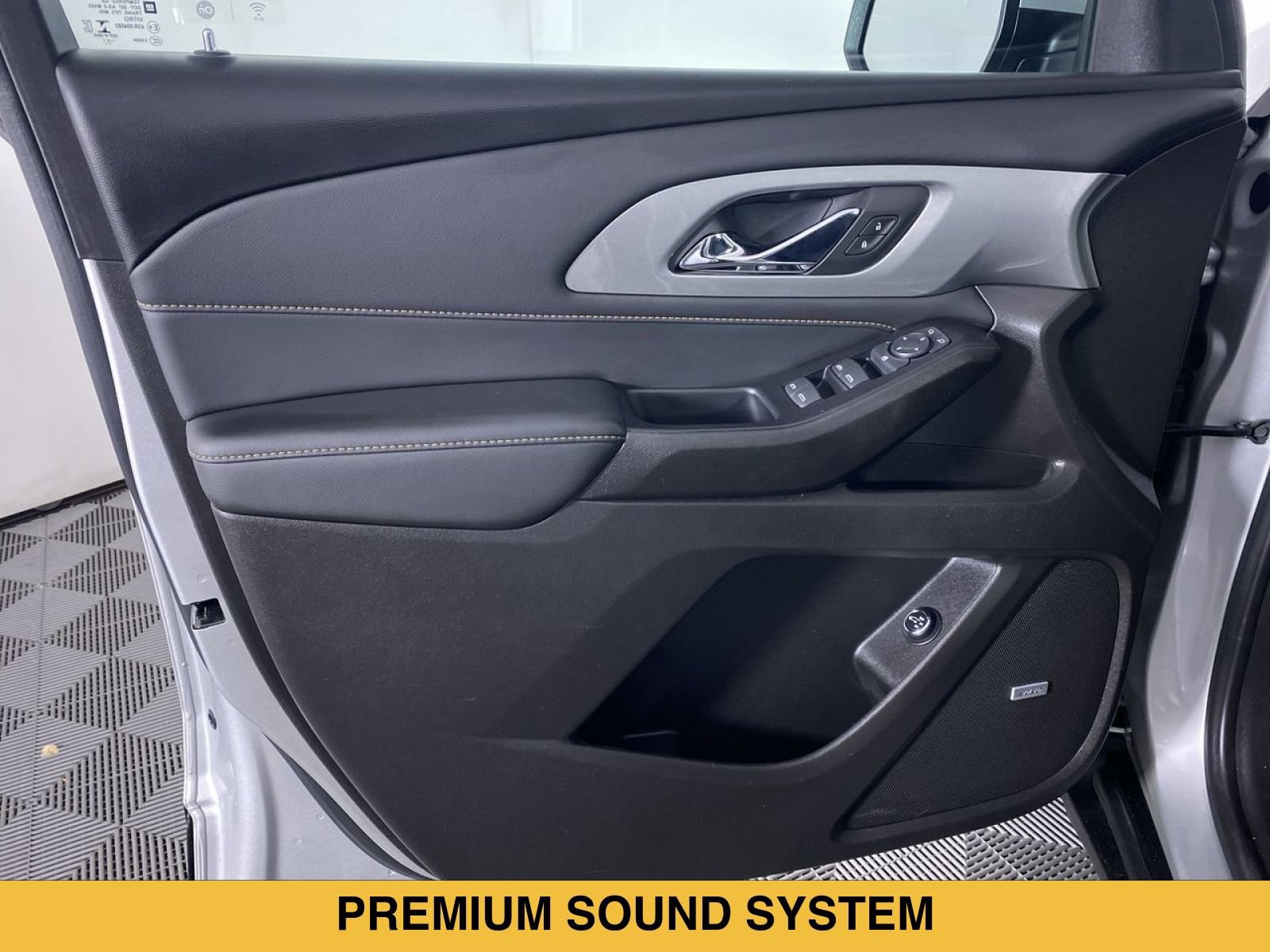 Certified 2021 Chevrolet Traverse RS AWD/4WD image 13