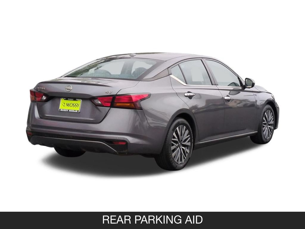 Used 2023 Nissan Altima 2.5 SV FWD image 9