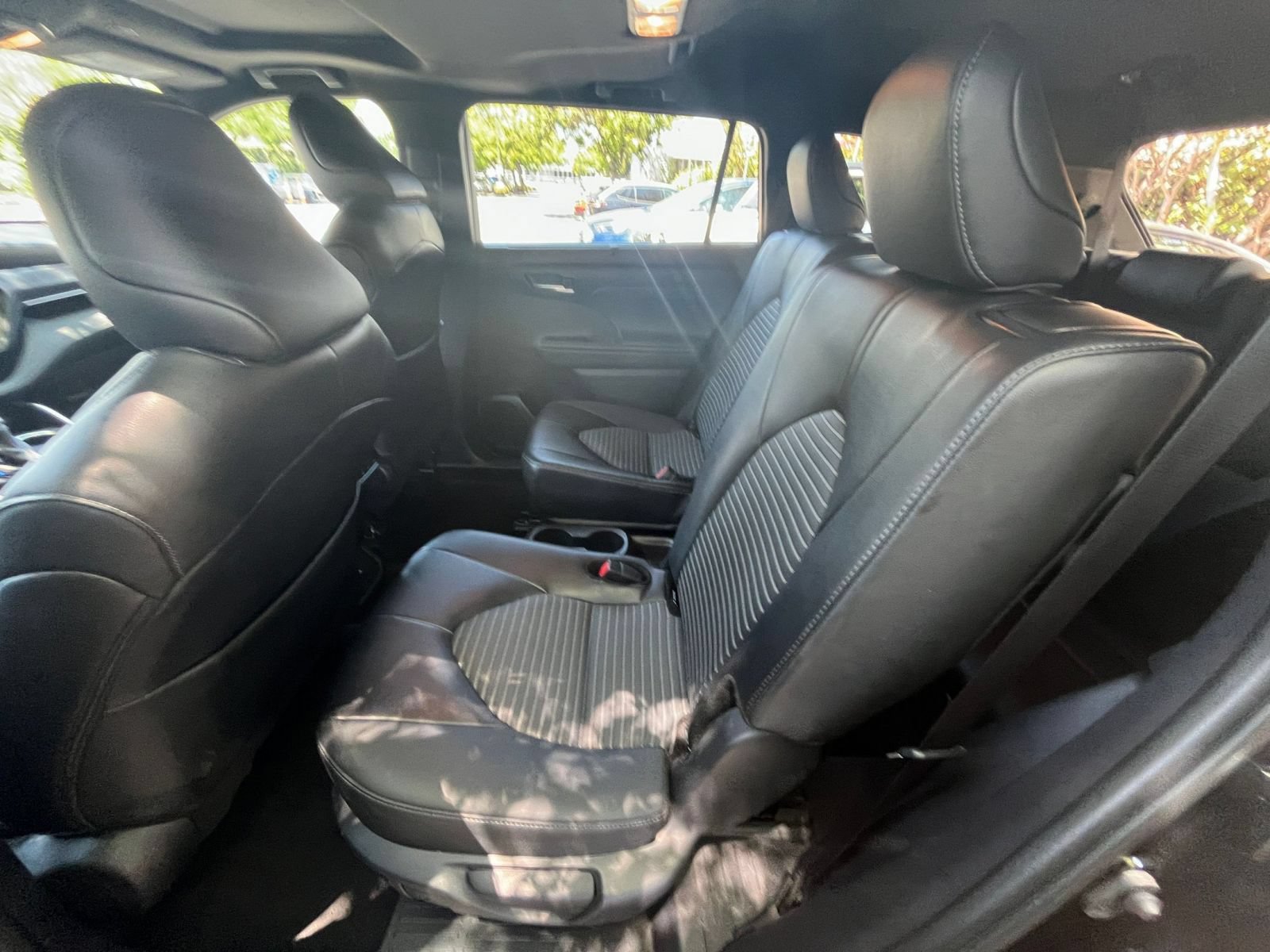 Used 2025 Toyota Highlander XSE AWD/4WD image 26