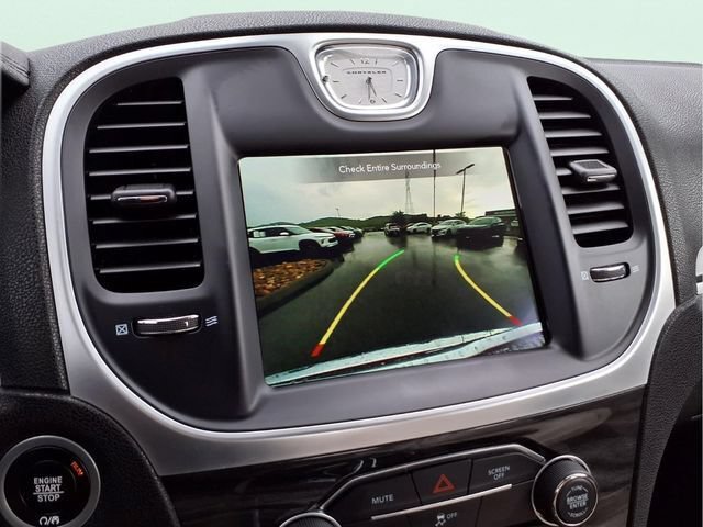 Used 2020 Chrysler 300 Touring L w/ Quick Order Package 2EF RWD image 27