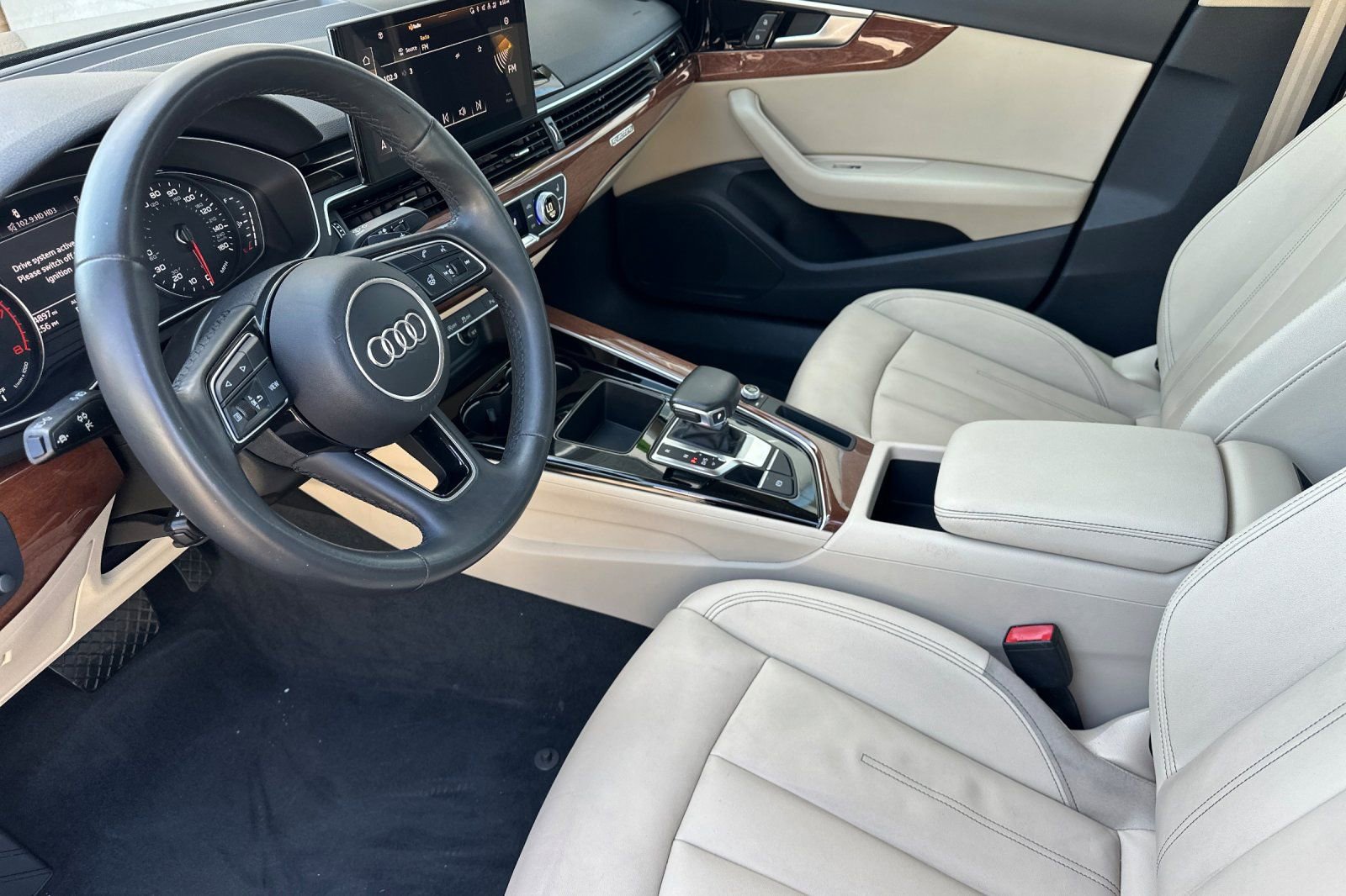 Used 2021 Audi A4 2.0T Premium w/ Convenience Package image 10