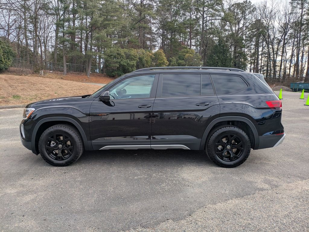 New 2026 Volkswagen Atlas Peak Edition image 7