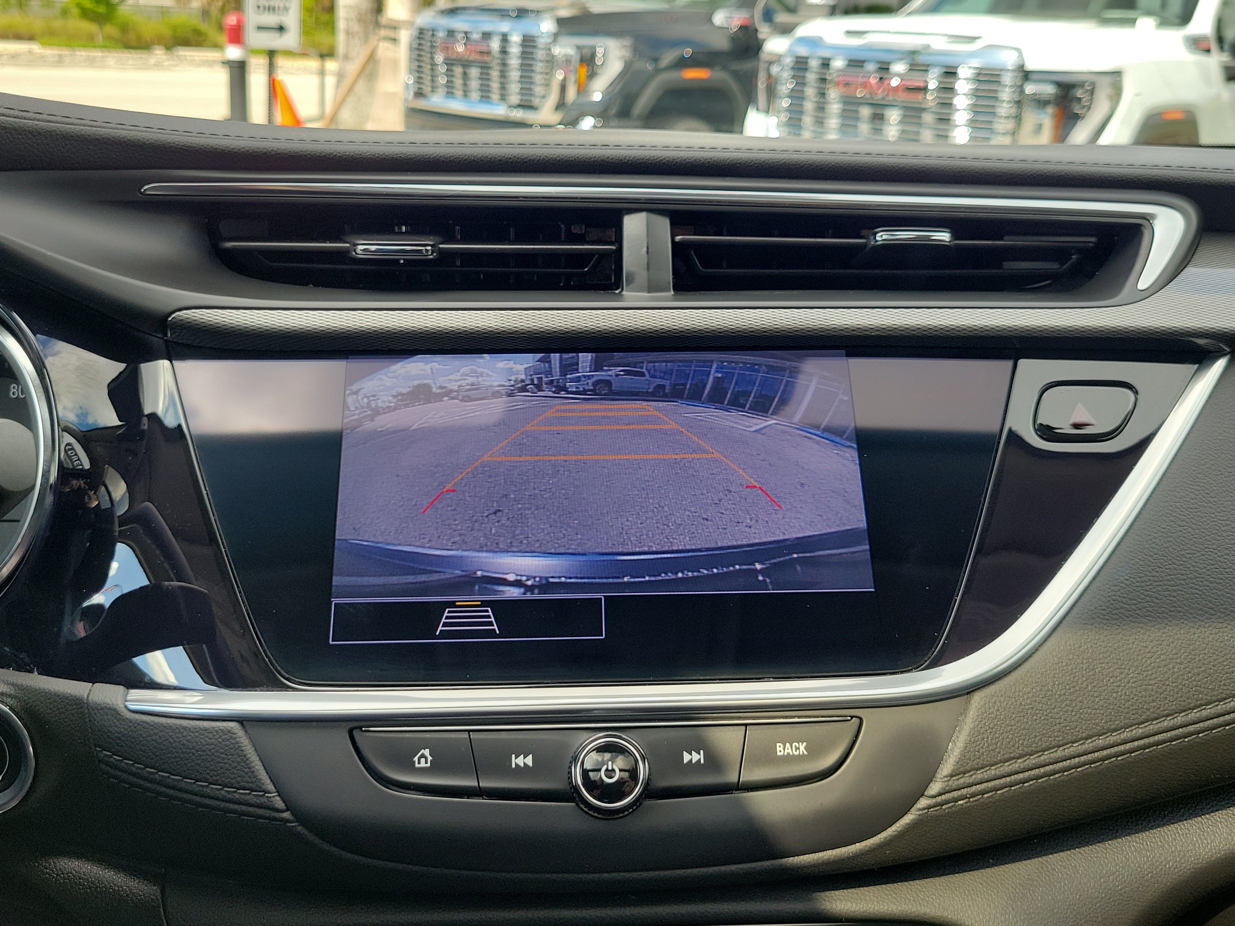 Used 2023 Buick Encore GX Essence w/ Experience Buick Package FWD image 10