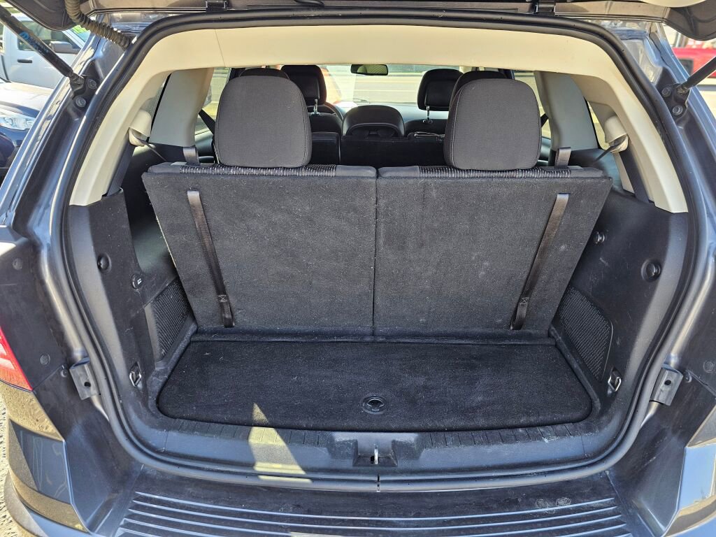Used 2019 Dodge Journey SE image 19