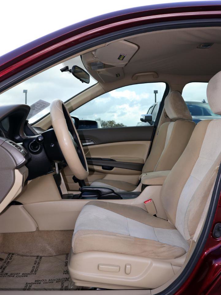 Used 2010 Honda Accord LX-P image 14