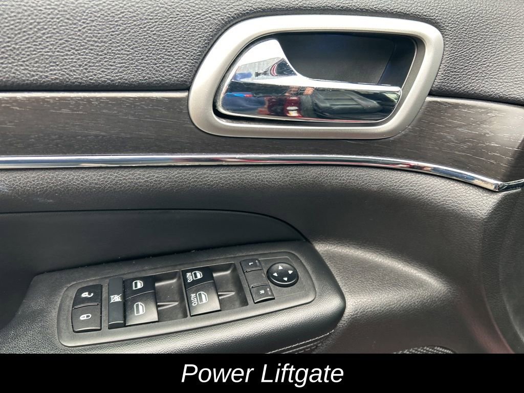 Used 2018 Jeep Grand Cherokee Limited image 16
