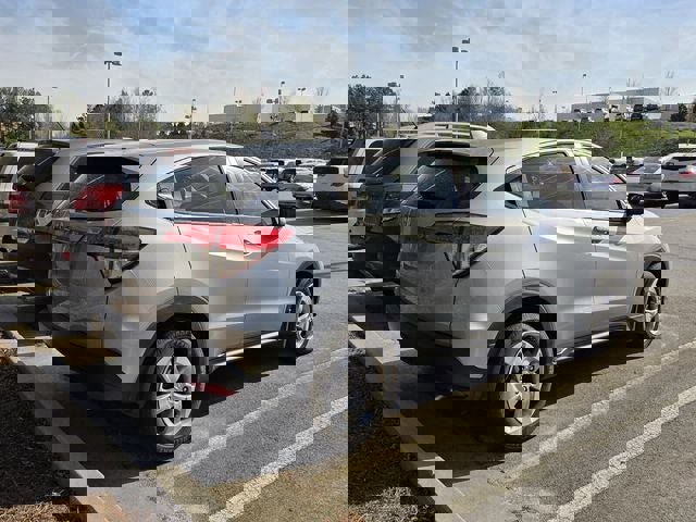 Used 2022 Honda HR-V LX image 5