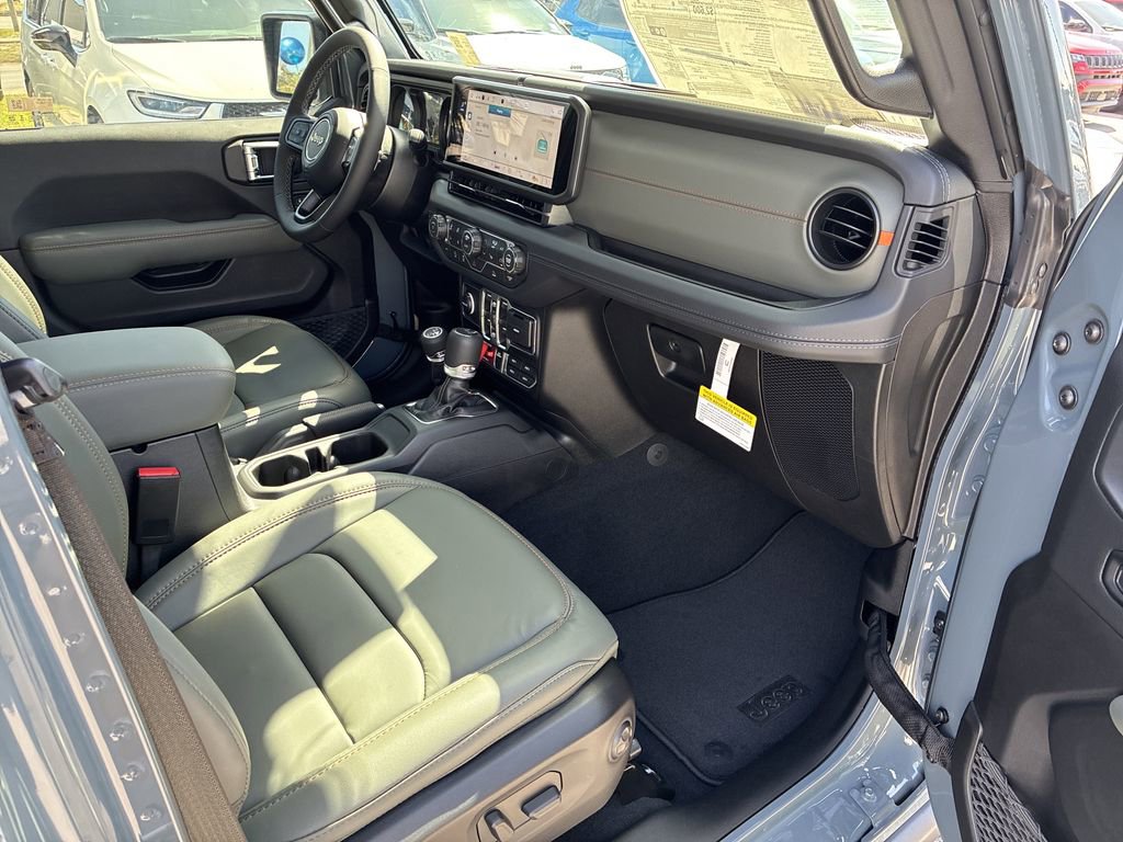 New 2026 Jeep Gladiator Mojave AWD/4WD image 33