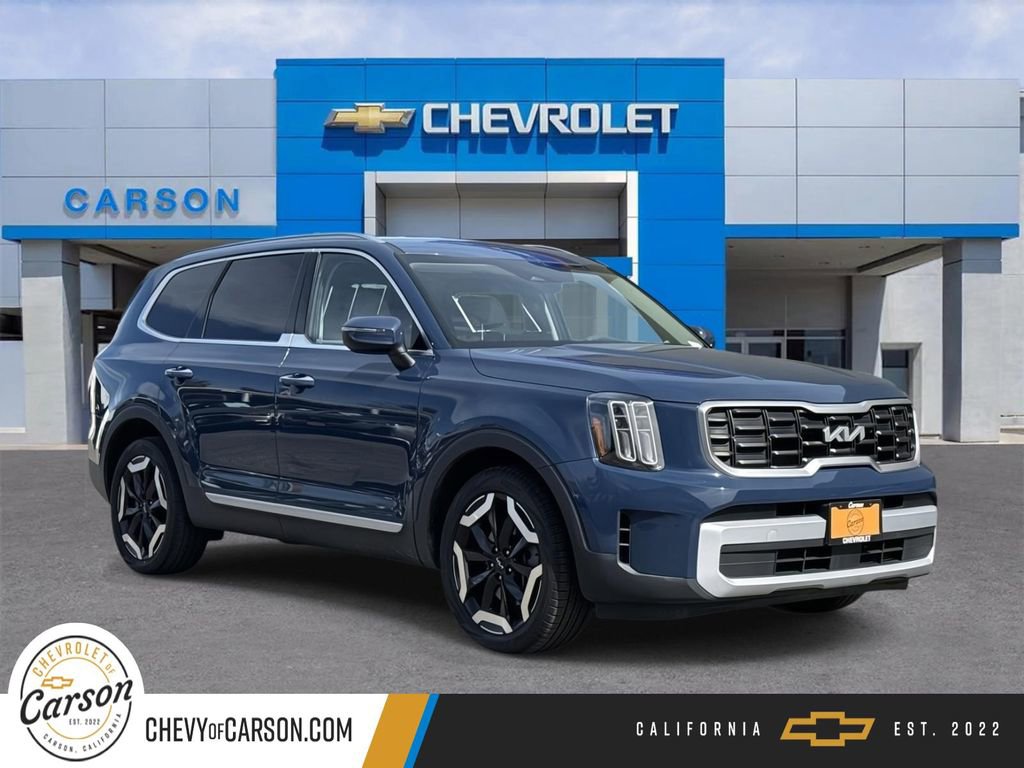 Used 2023 Kia Telluride S image 1
