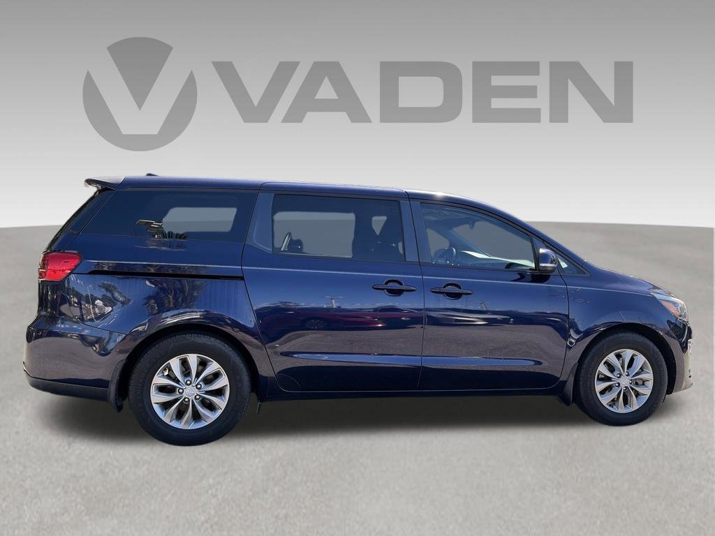 Used 2019 Kia Sedona LX FWD image 4