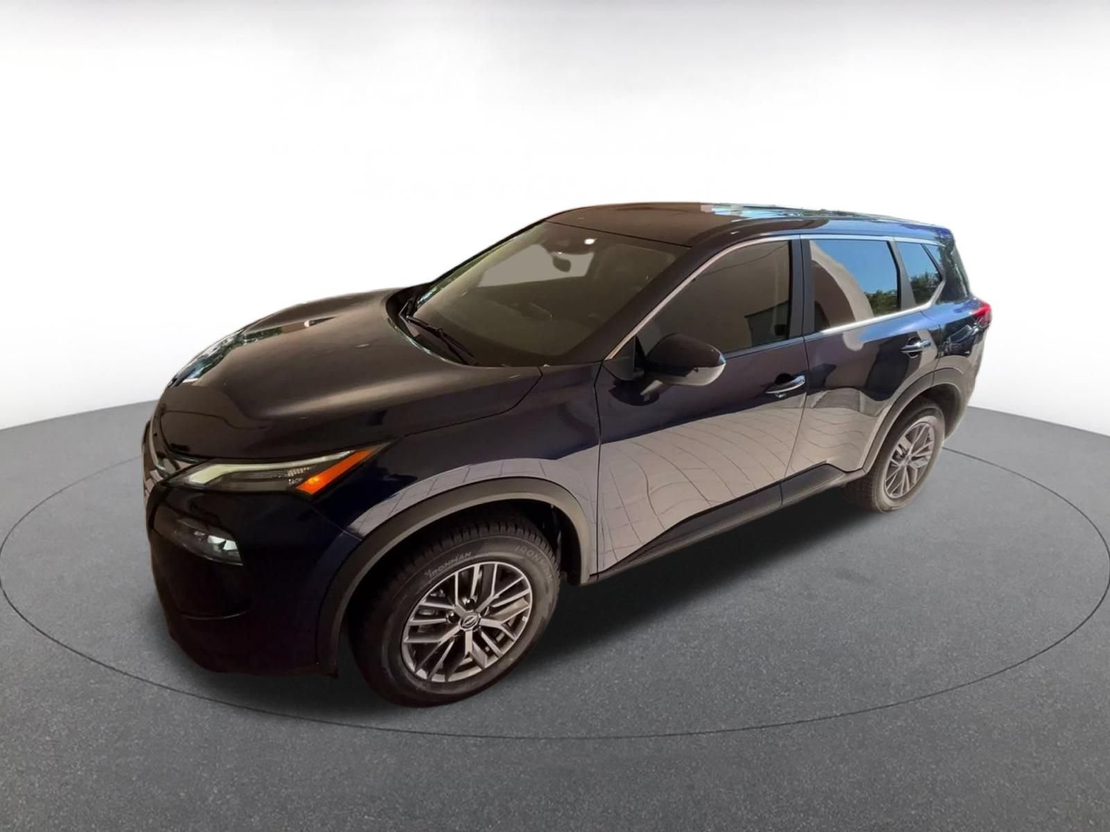 Used 2026 Nissan Rogue SV AWD/4WD image 7