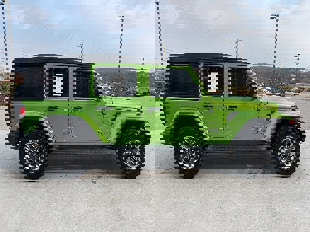 Used 2018 Jeep Wrangler Unlimited Sahara image 20