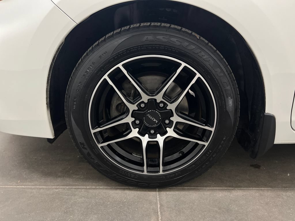 Used 2015 Honda Civic LX image 30