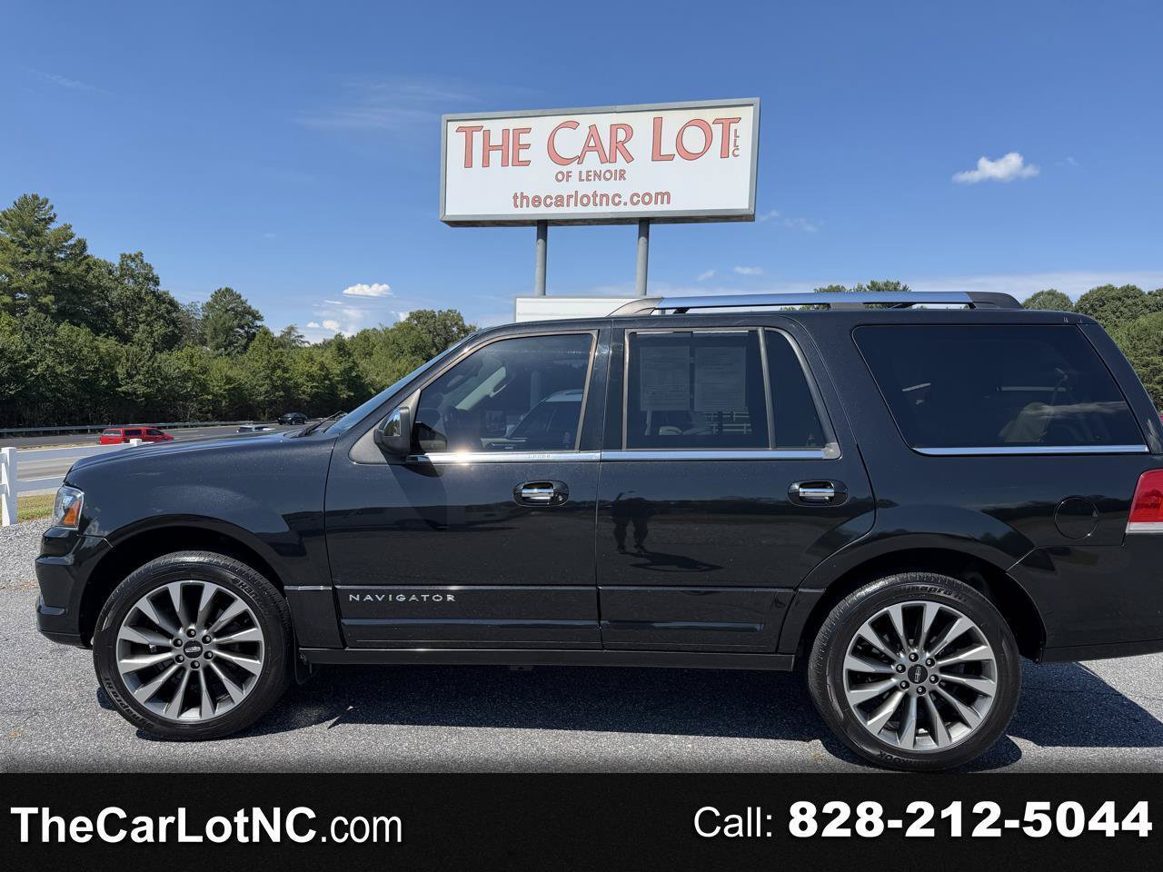 Used 2015 Lincoln Navigator 4WD w/ Equipment Group 101A Reserve image 1