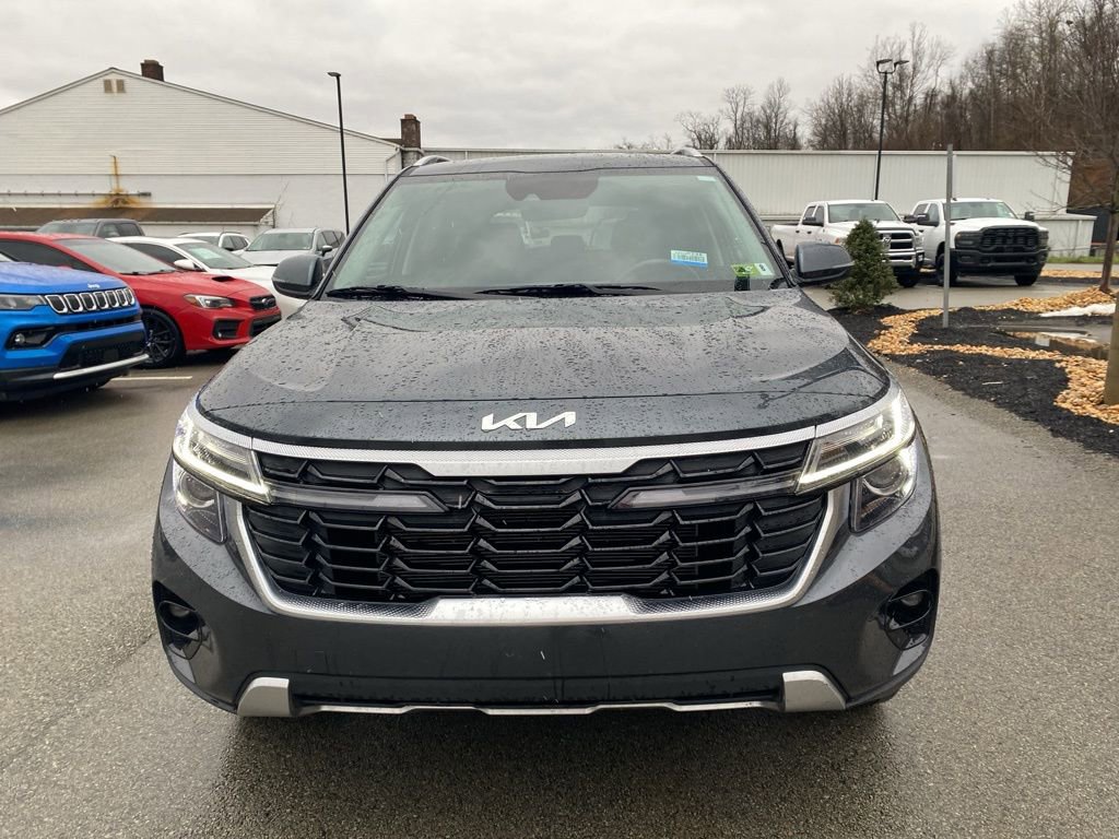 Used 2025 Kia Seltos S image 6