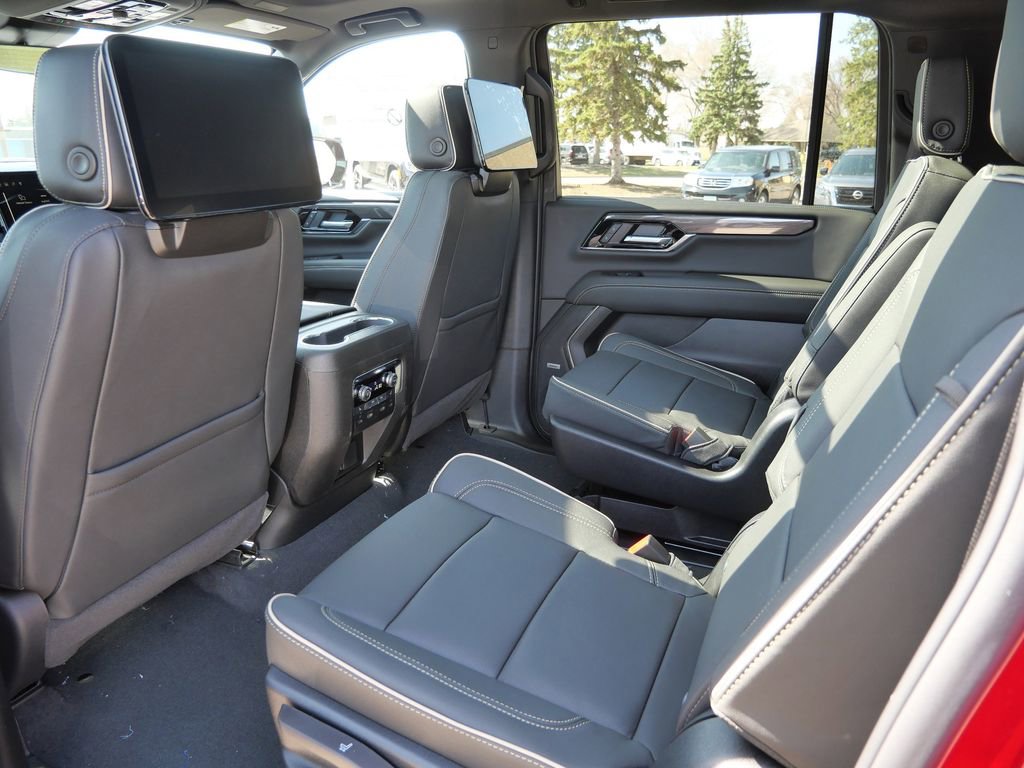 New 2026 GMC Yukon XL Elevation w/ Elevation Premium Package AWD/4WD image 35