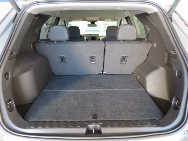 Used 2024 Chevrolet Equinox LT image 32