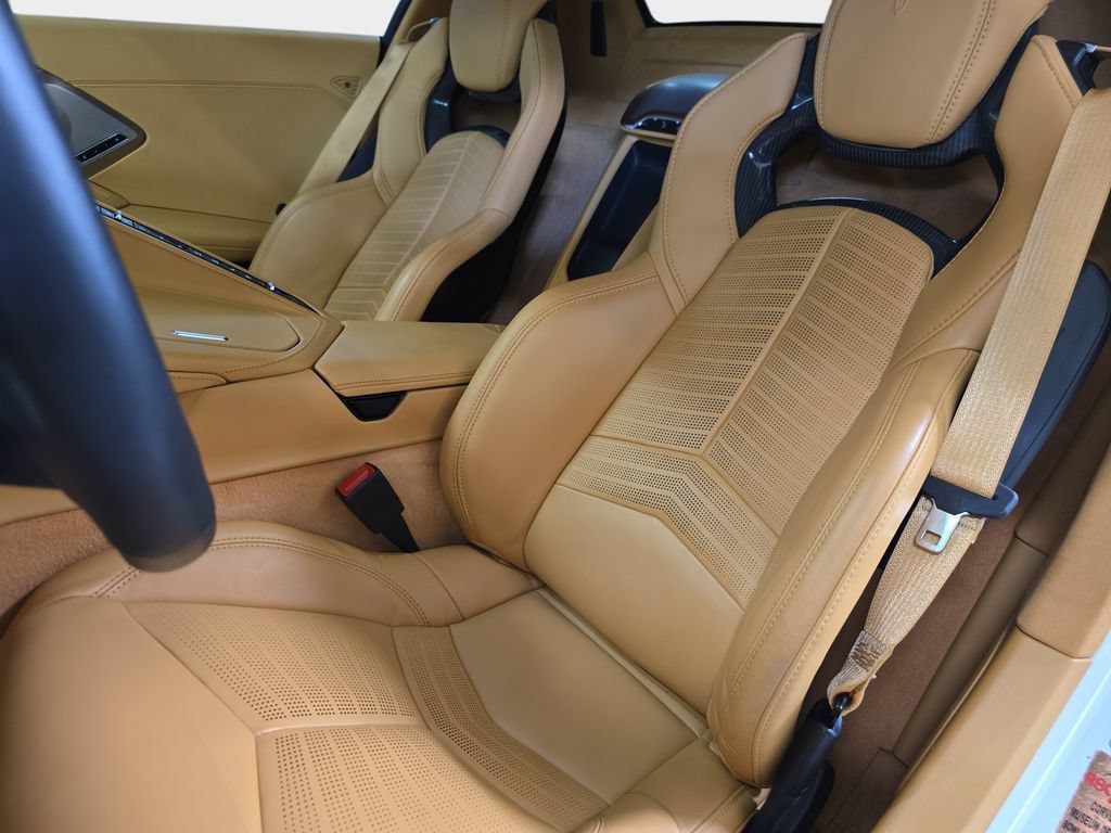 Used 2023 Chevrolet Corvette Stingray Premium Conv w/ Battery Protection Package RWD image 17