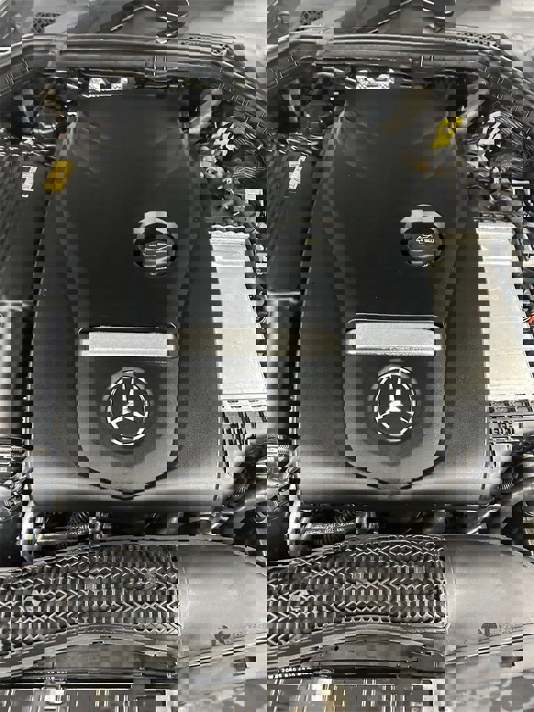 Used 2015 Mercedes-Benz C 300 4MATIC Sedan image 7