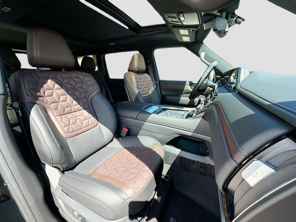 New 2026 Nissan Armada Platinum w/ Convenience Package image 32