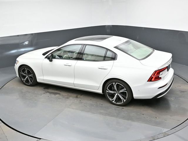 Used 2024 Volvo S60 B5 Ultimate image 45